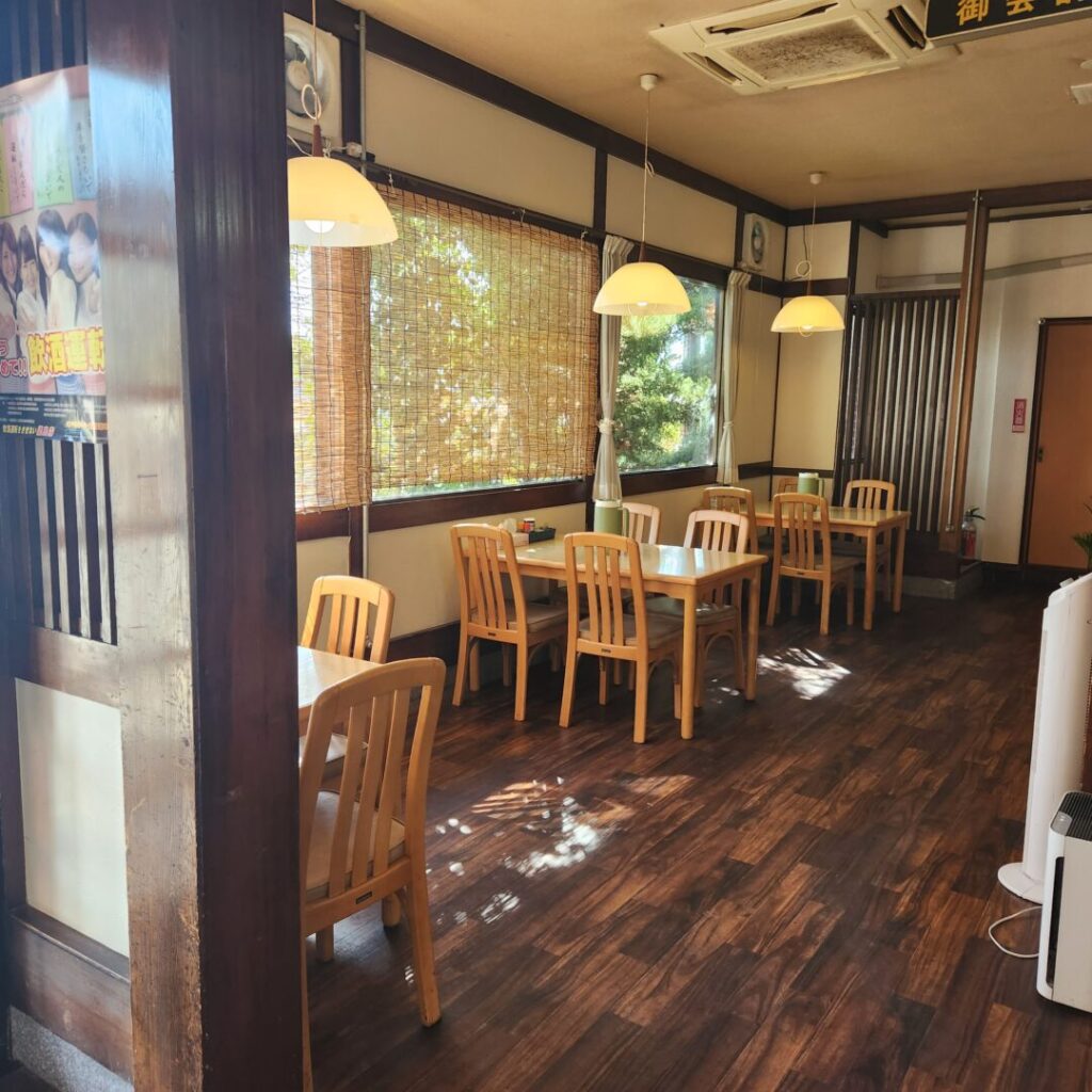 いっこくの店内