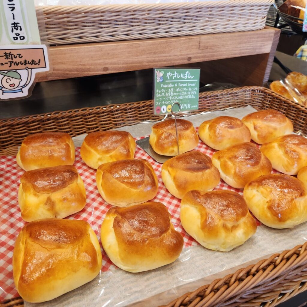 ベーカリー スイートの店内